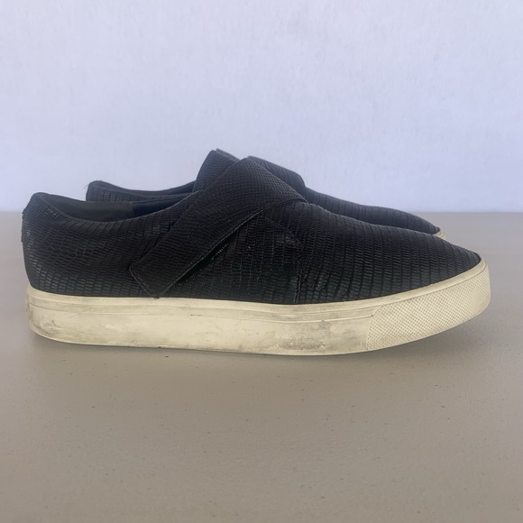 Vince Slip On Sneakers Women's 8.5 Black Leather Snake Print Casual Shoes - Picture 1 of 8